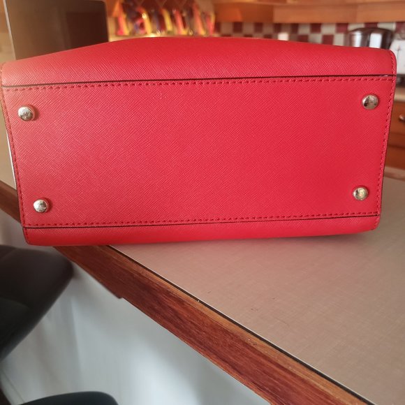 Kate Spade Tote - Picture 5 of 5